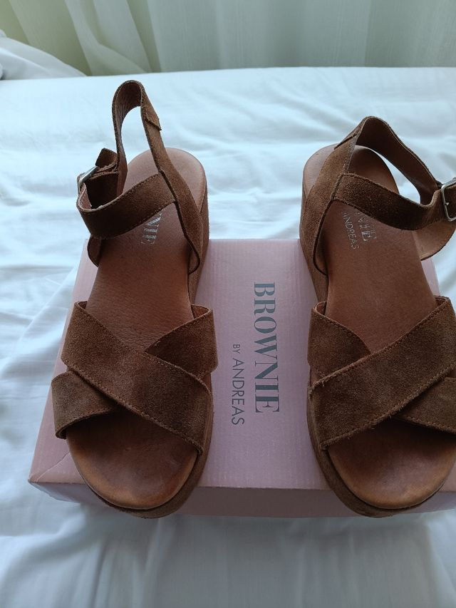 Sandalias BROWNIE talla 41