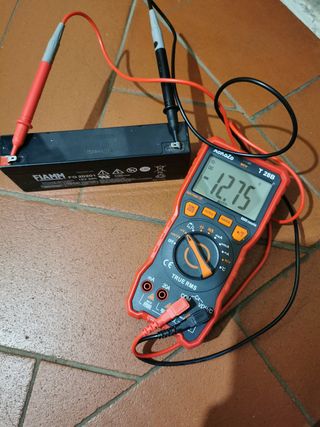 Batteria al piombo Fiamm 12 v 2 Ah