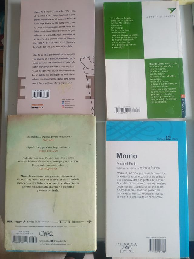 Lote 12 libros buen estado. 10€ Todo