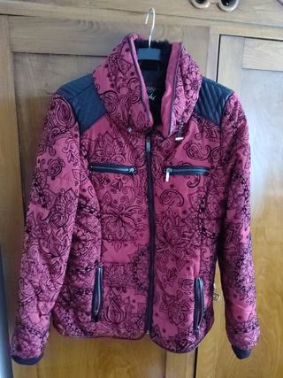 Cazadora koroshi roja - Talla L