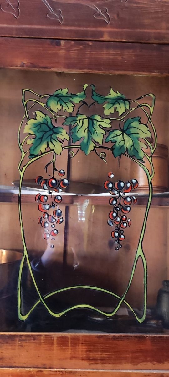 Credenza antica in legno