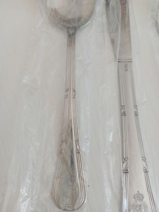 Cubiertos Real Madrid - 4 piezas