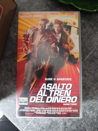 VHS: Two Much & El Principe Zamunda