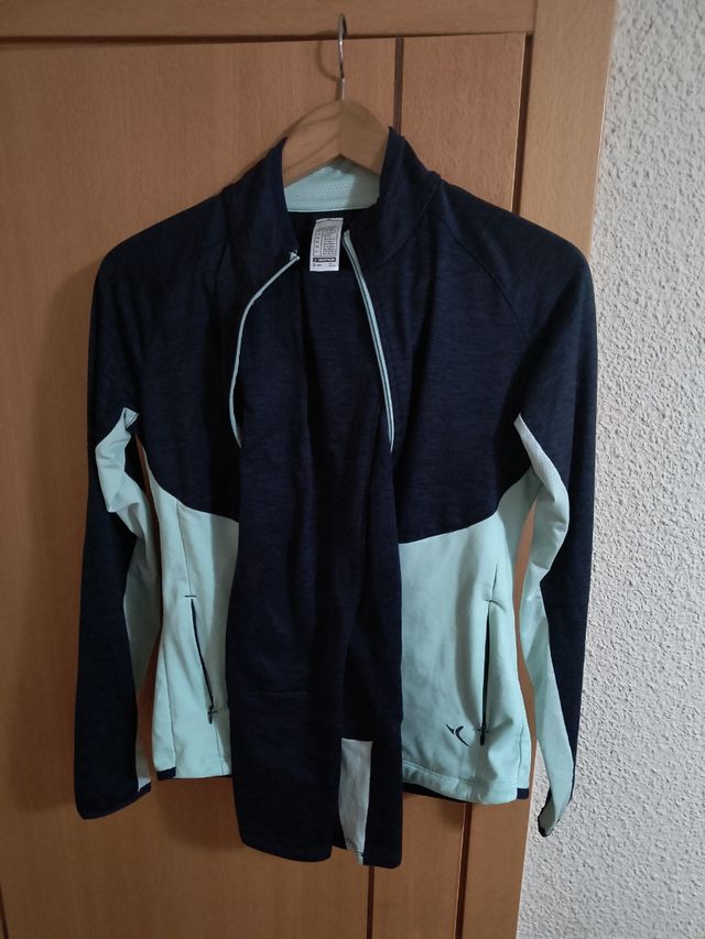 Chandal Decathlon talla 14 años 160 - 166 cm