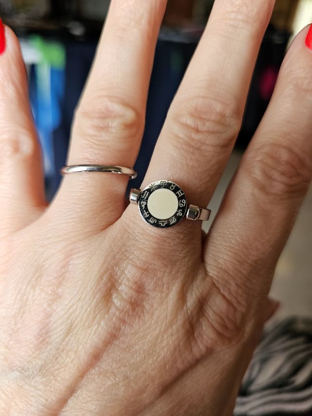 Set Gioielli Acciaio: Orecchini, Anello, Bracciale