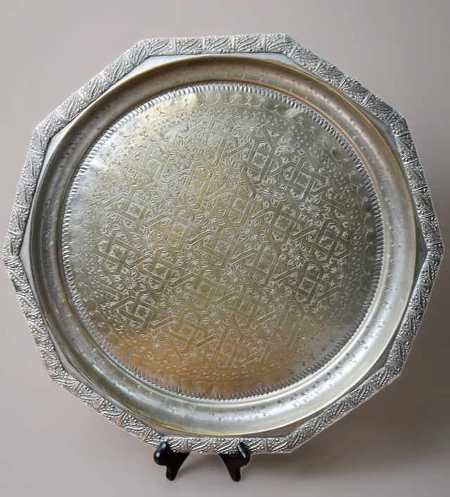 Antigua Bandeja o mesa de té de Marrakech