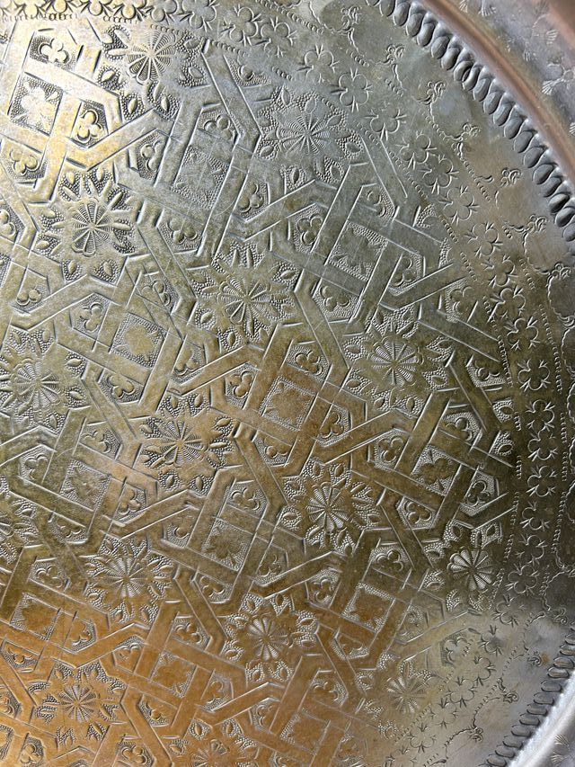 Antigua Bandeja o mesa de té de Marrakech