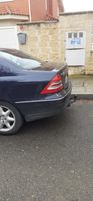 Mercedes-Benz Clase C 2001