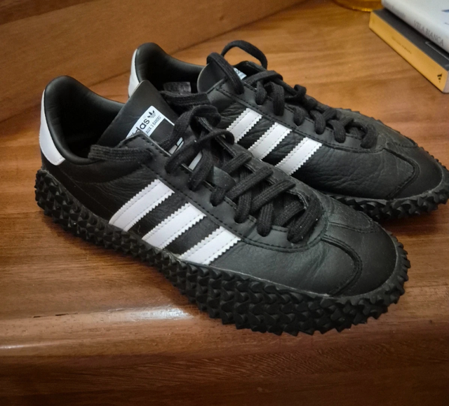 Adidas kamanda