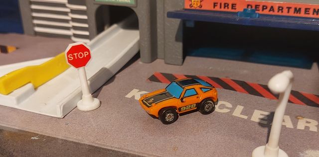 Micro machines Porsche 928