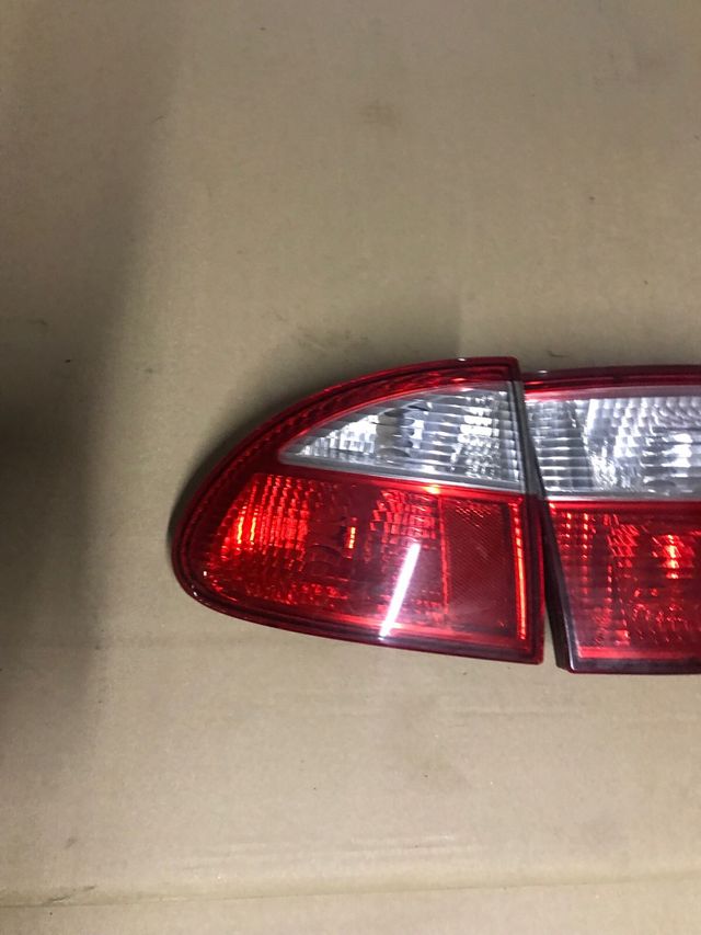 Pilotos traseros leon mk1