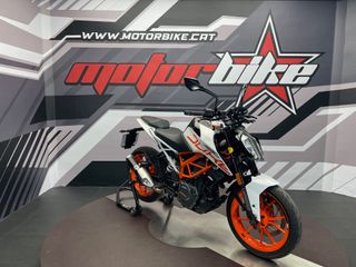 KTM 390 DUKE BLANCO