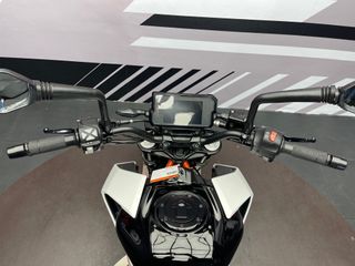 KTM 390 DUKE BLANCO