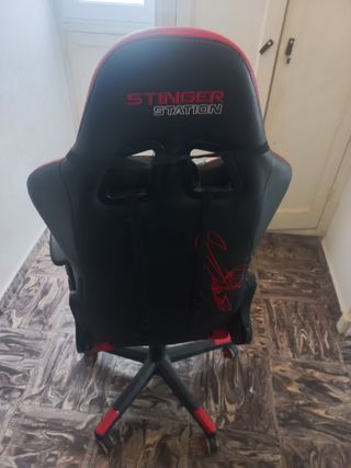 Silla Gaming Stinger.