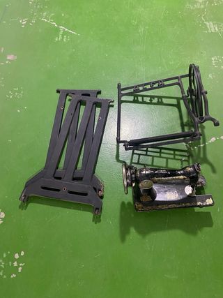 Máquina coser SINGER antigua