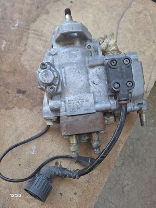Bosch Bomba inyectora BMW