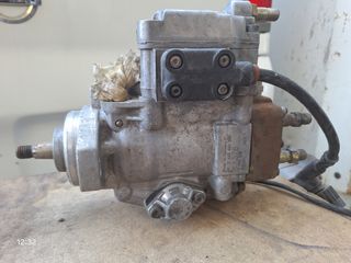 Bosch Bomba inyectora BMW