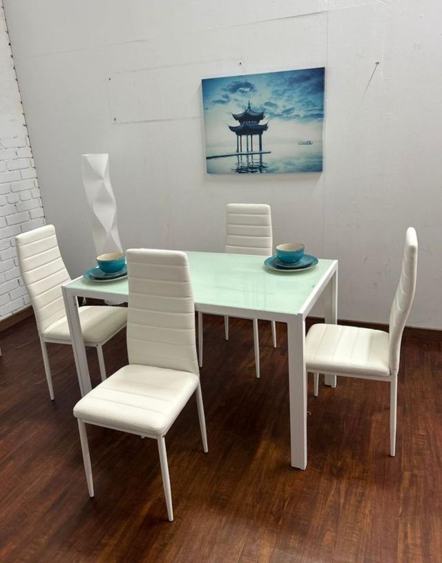 nueva mesa de 4 sillas en oferta¡¡