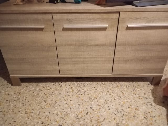 Mueble TV 3 cajones - madera