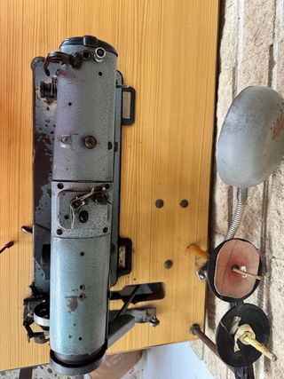 Maquina de coser Alfa. Buen uso y bien cuidada