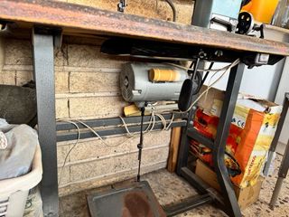 Maquina de coser Alfa. Buen uso y bien cuidada