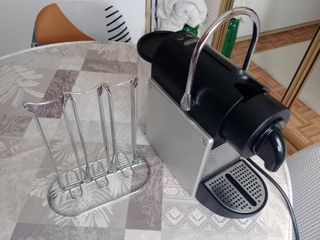 Cafetera Nespresso Pixie DeLonghi (Con regalo)