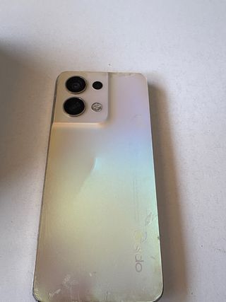 OPPO Reno 8  256GB  Shimmer Gold  Funciona perfecto