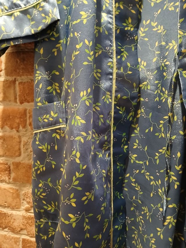 Bata kimono azul c/flores