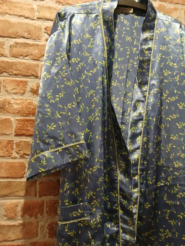 Bata kimono azul c/flores