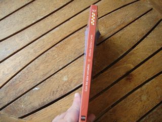 CON LOS OJOS CERRADOS