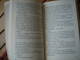 CON LOS OJOS CERRADOS