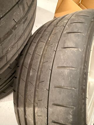 Llantas MOMO GTR 19’ con neumáticos nuevos