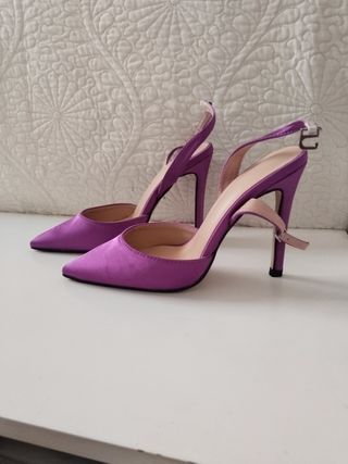 Zapatos tacón morado boda