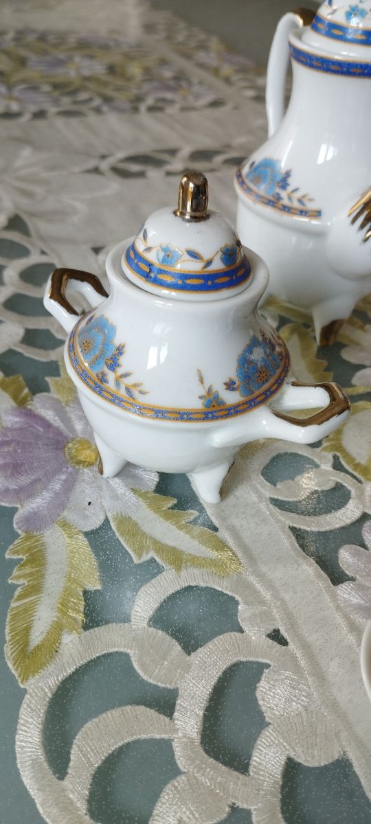 Set porcellana in miniatura anni 40