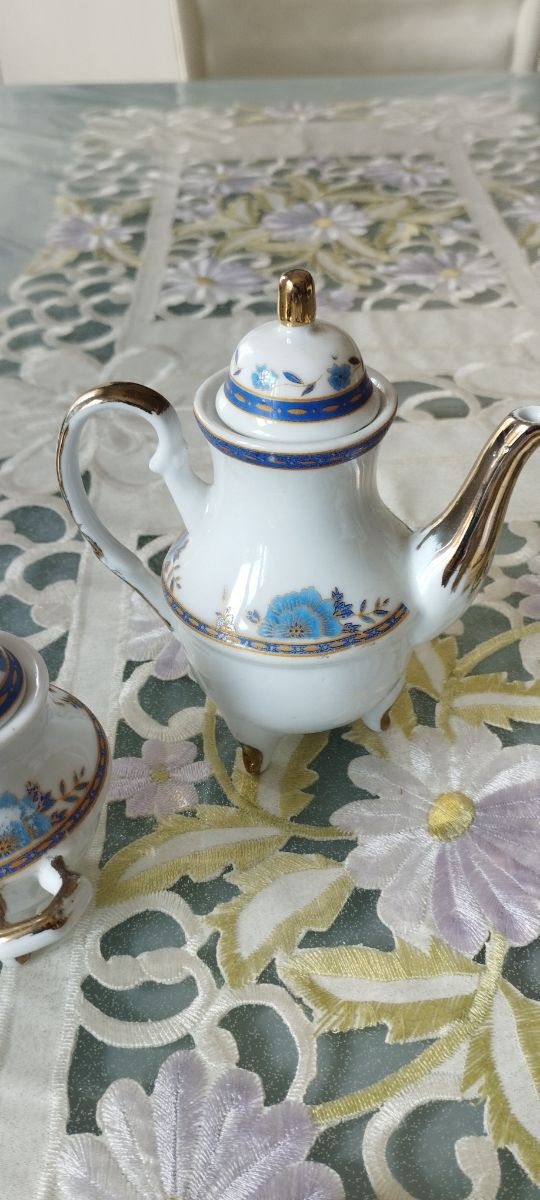 Set porcellana in miniatura anni 40