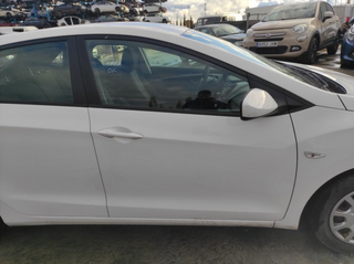 Puerta delantera derecha Hyundai i30 II (201 y_346