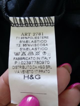 Abito floreale nero e marrone