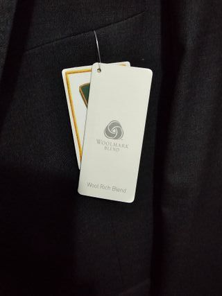 TRAJE HOMBRE GRIS OSCURO