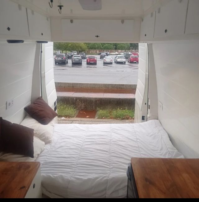 Se alquila / se vende Camperizada iveco