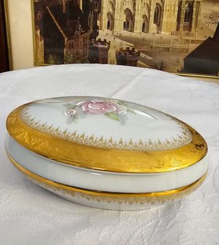 Caja joyero Limoges vintage ovalada, pintado a man