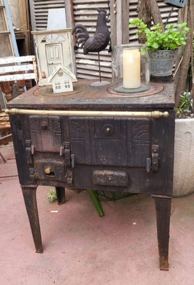 COCINA ECONÓMICA ANTIGUA 75×45×85