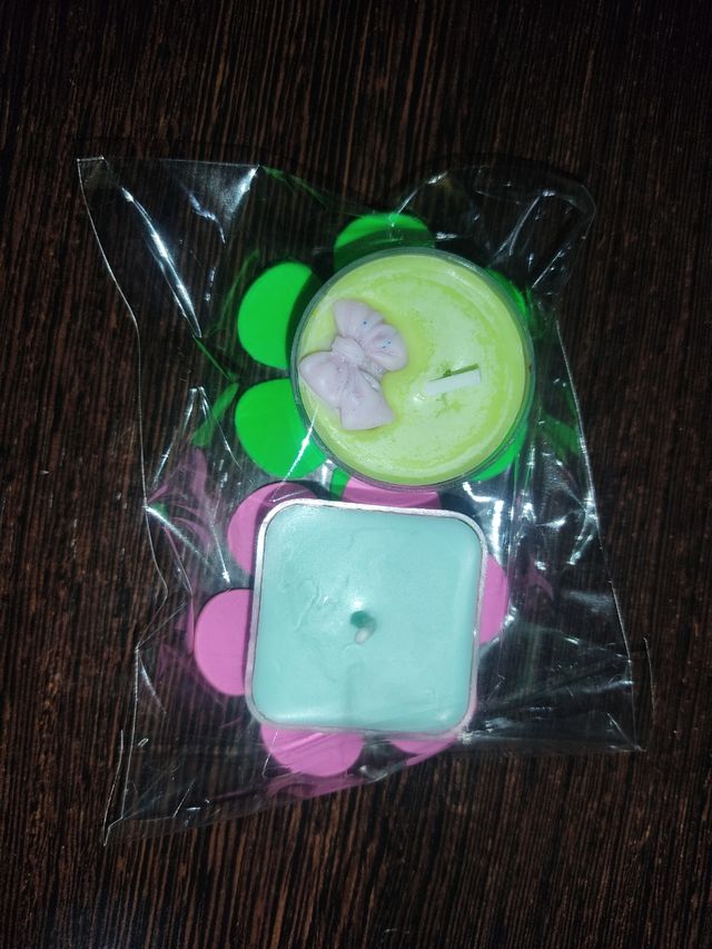 42 uds Velitas artesanales: 2 por cada paquete .