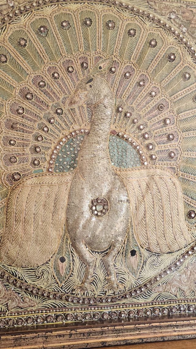 Cuadro Tapiz Bordado Pavo Real Tailandés