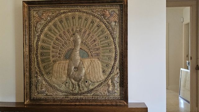 Cuadro Tapiz Bordado Pavo Real Tailandés