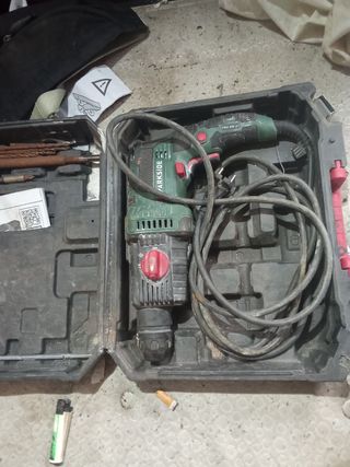 Taladro eléctrico 