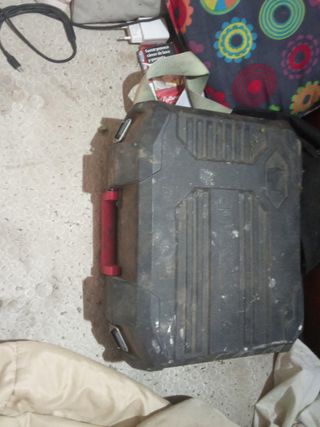 Taladro eléctrico 