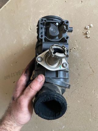 Cuerpo mariposa Peugeot 607 V6