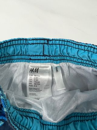 Lote de 2 bañadores de niño