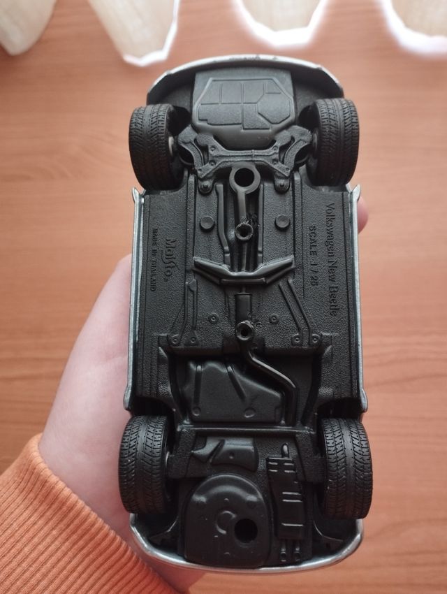 Volkswagen New Beetle descapotable 1/25