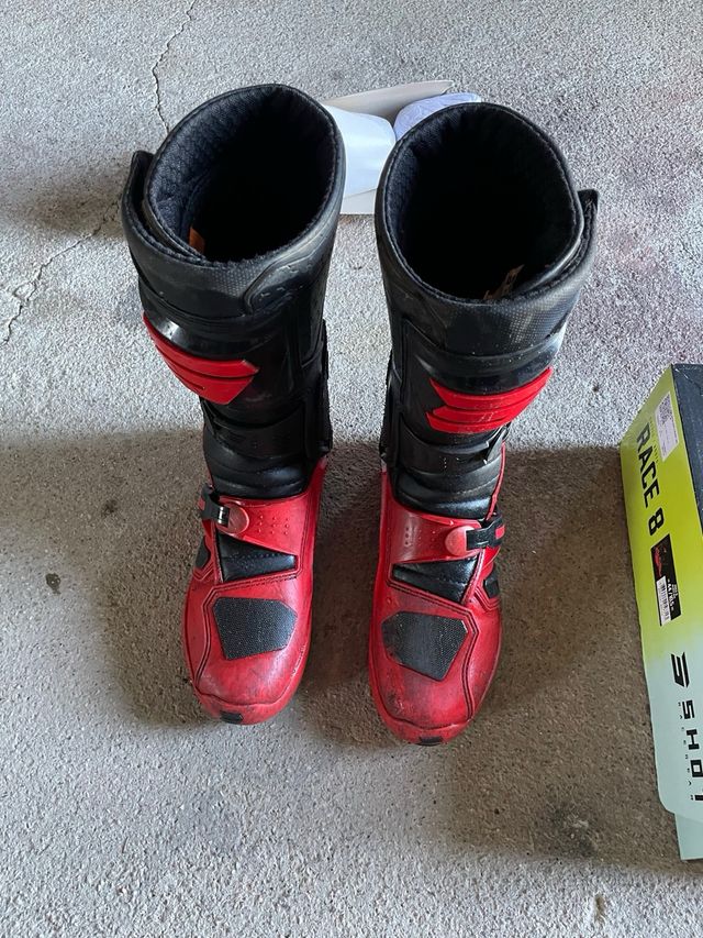 Botas Shot Race 8